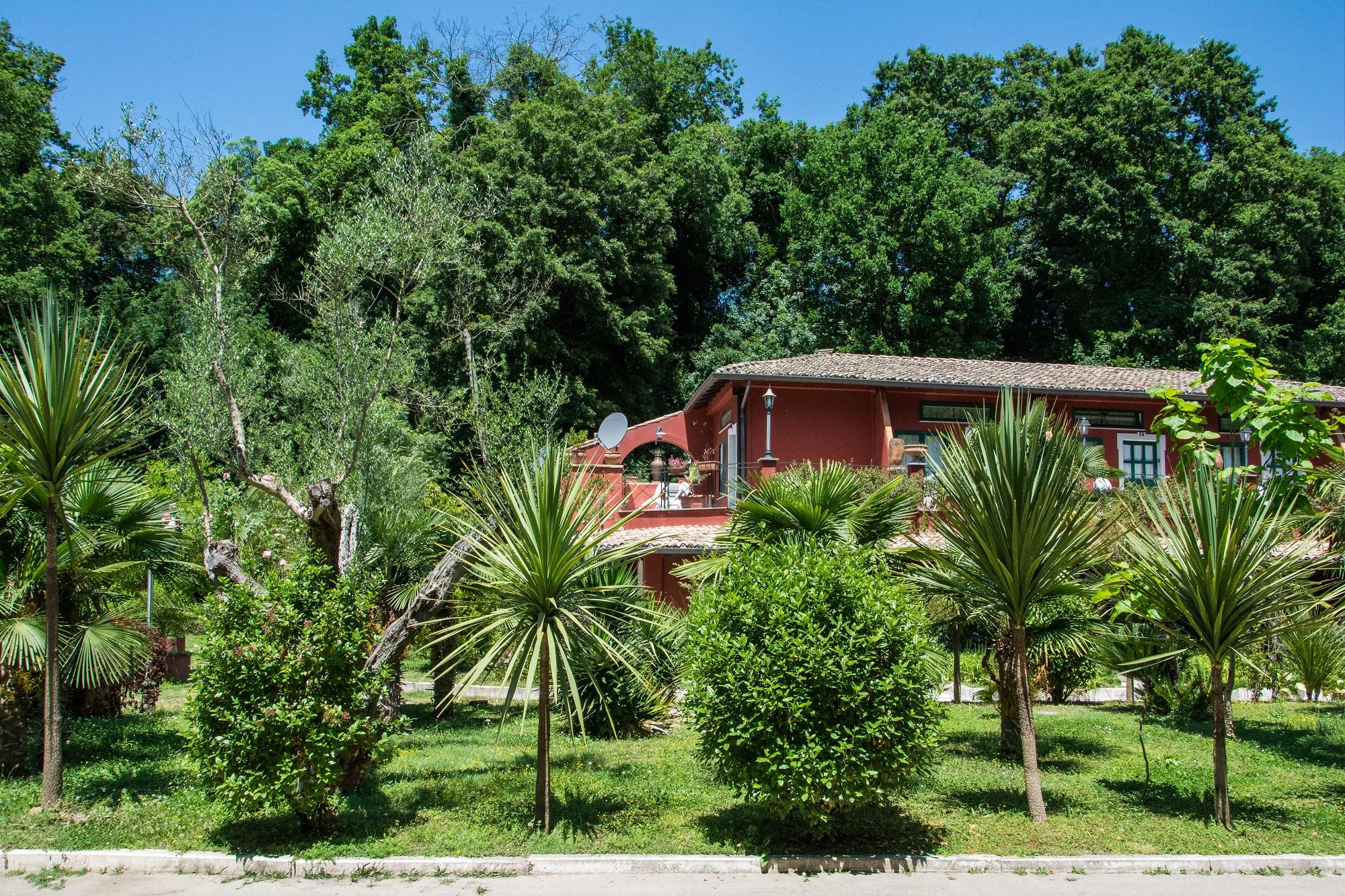 Veio Residence Resort Marcigliana Bagian luar foto