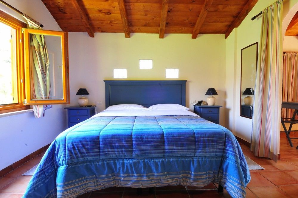 Veio Residence Resort Marcigliana Bagian luar foto