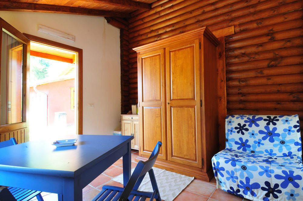 Veio Residence Resort Marcigliana Bagian luar foto